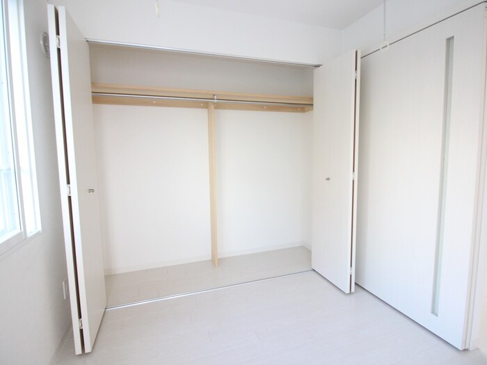 物件内観写真11　(収納)