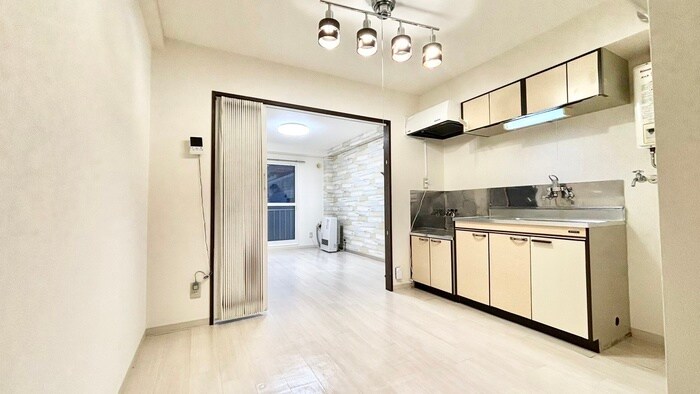 物件内観写真10　(居室)