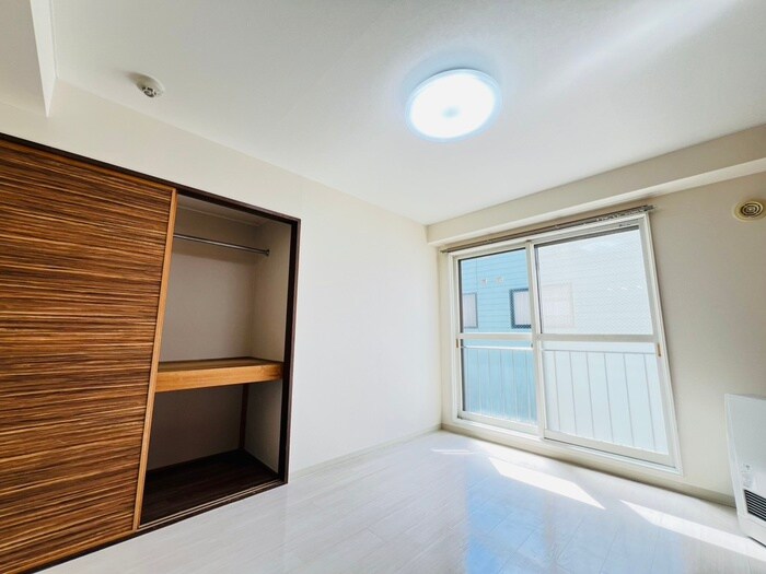 物件内観写真21　(居室)