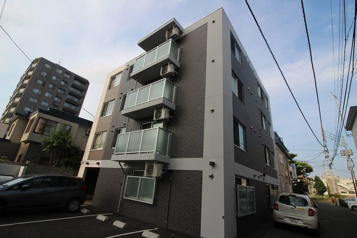 物件外観写真2　(外観写真)