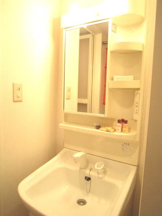 物件内観写真9　(洗面)