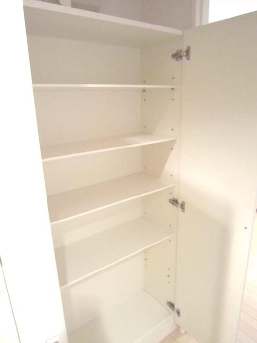 物件内観写真16　(靴箱)