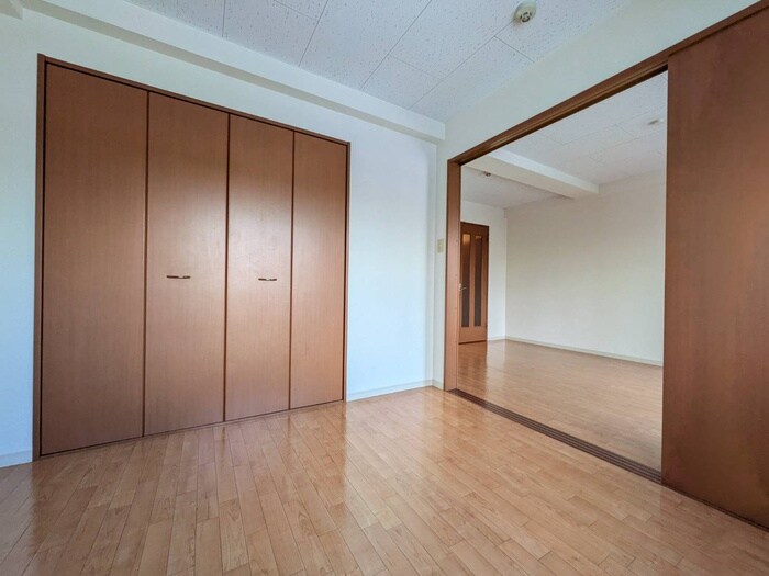 物件内観写真12　(居室)