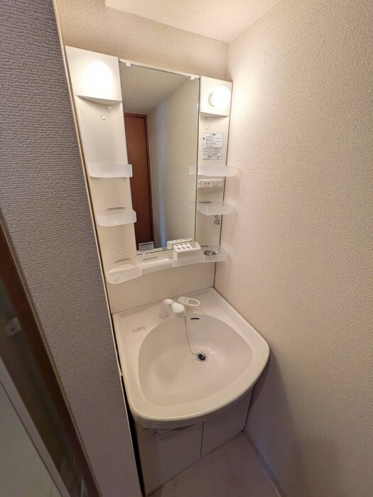 物件内観写真18　(洗面)