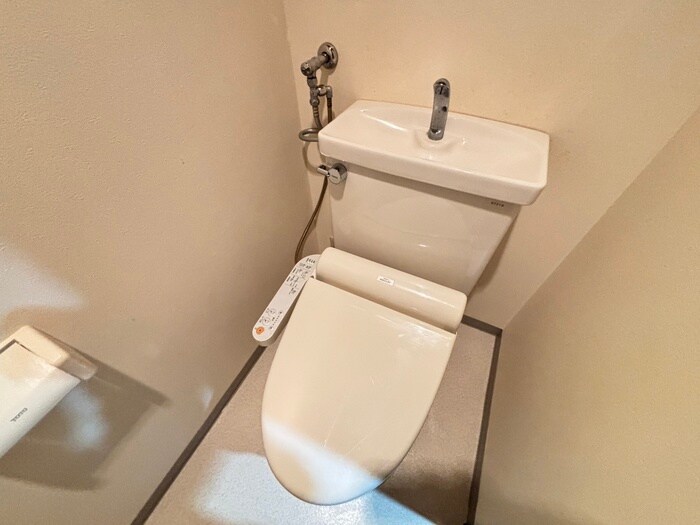 物件内観写真16　(トイレ)