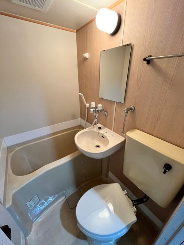 バス／シャワールーム等