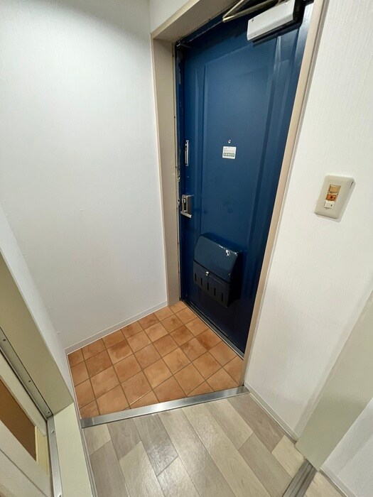 物件内観写真14　(玄関)