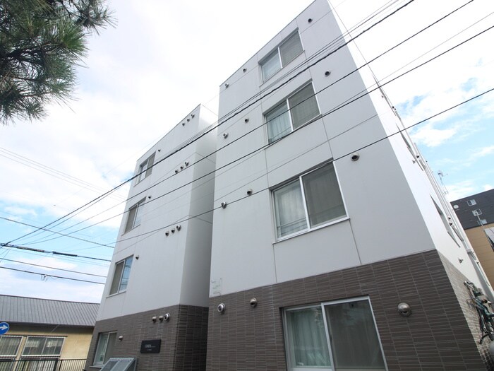 物件外観写真2　(外観写真)