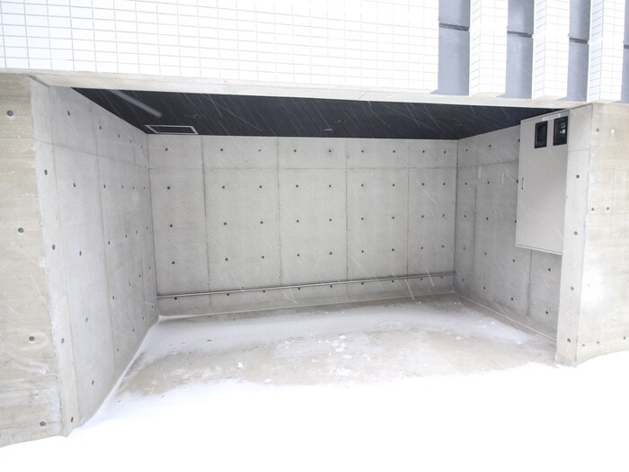 物件外観写真3　(駐輪場)