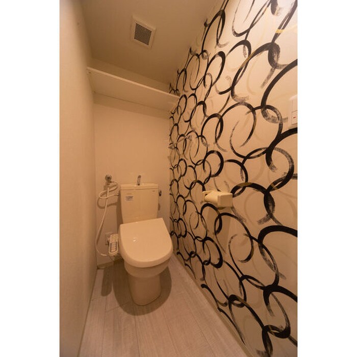 物件内観写真14　(トイレ)