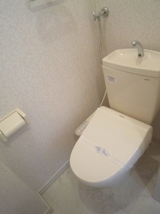 物件内観写真14　(トイレ)