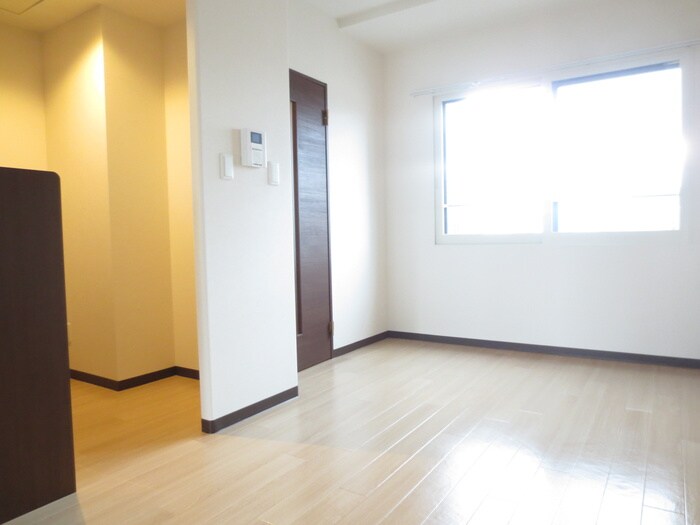 物件内観写真11　(居室)