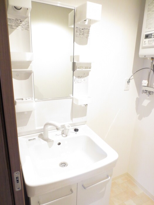 物件内観写真13　(洗面)