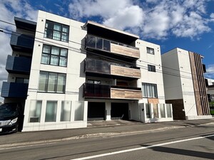 ピオネロ山鼻外観写真