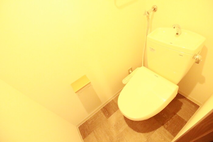 物件内観写真14　(トイレ)