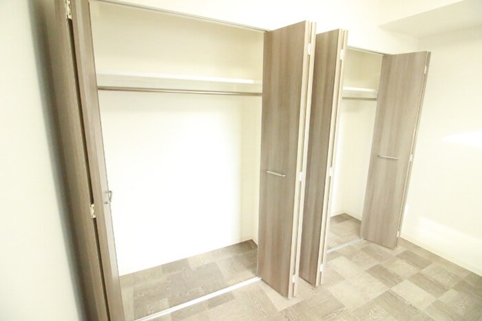 物件内観写真15　(収納)