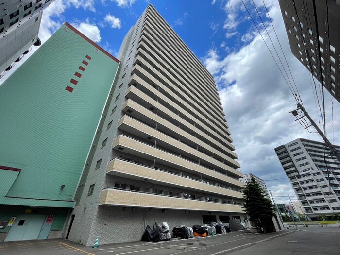 物件外観写真3　(外観写真)