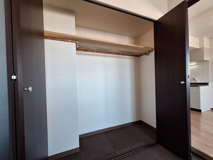 物件内観写真11　(収納)