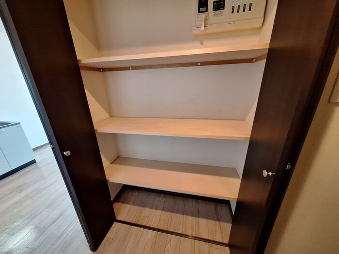 物件内観写真22　(収納)
