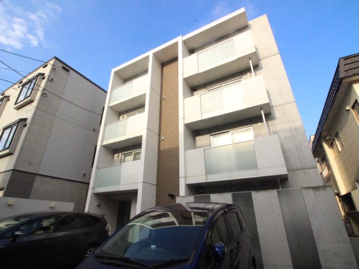 物件外観写真1　(外観写真)