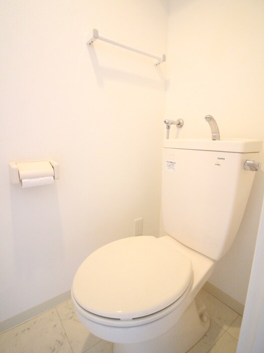物件内観写真15　(トイレ)