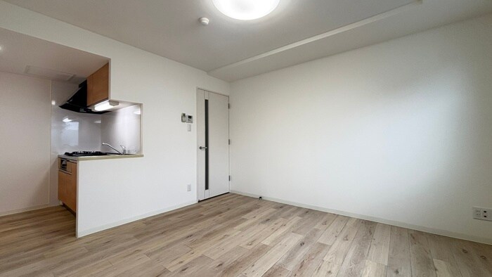 物件内観写真9　(居室)