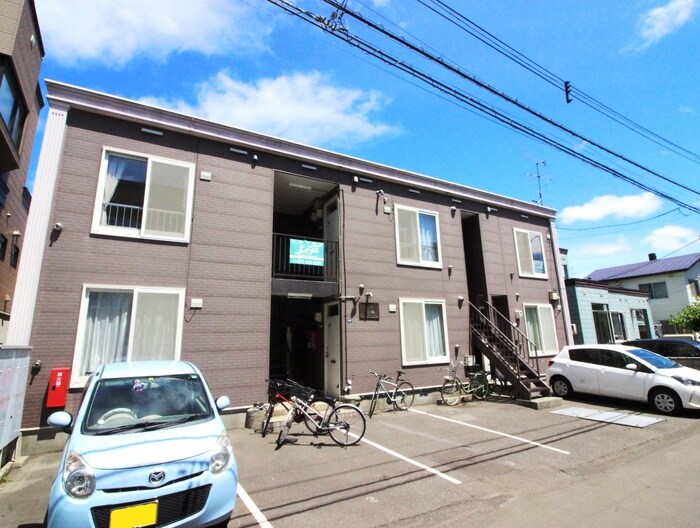 物件外観写真2　(外観写真)