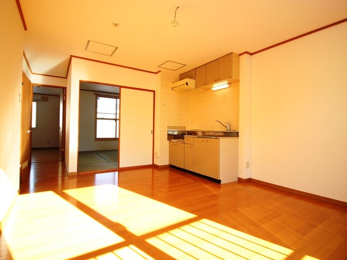 物件内観写真8　(居室)