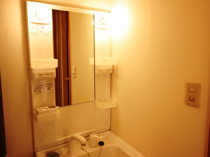 物件内観写真16　(洗面)