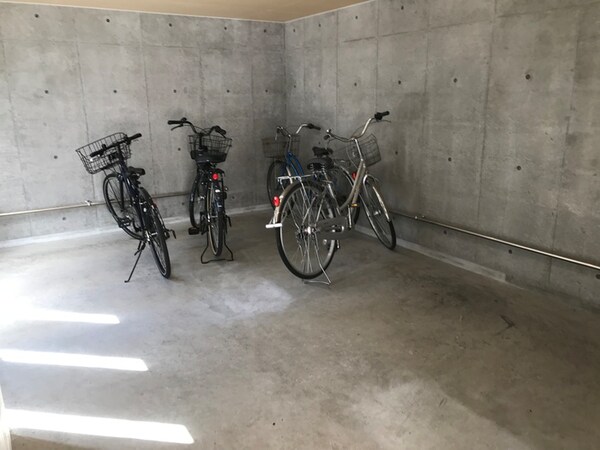 駐輪場