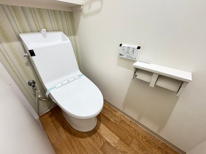 物件内観写真13　(トイレ)