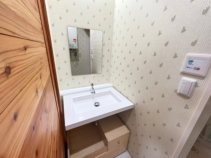 物件内観写真14　(洗面)