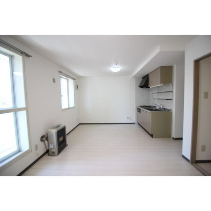 物件内観写真5　(居室)