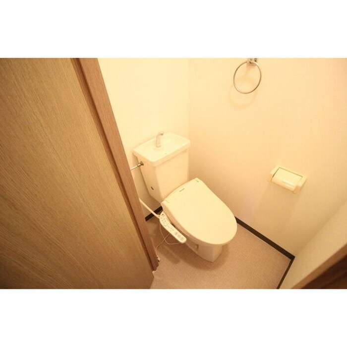 物件内観写真7　(トイレ)