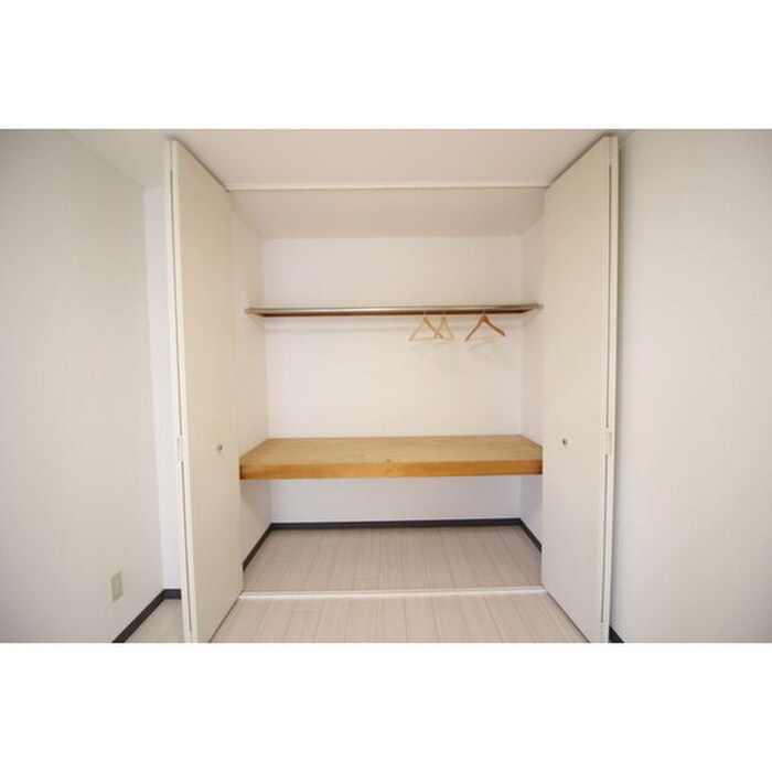 物件内観写真9　(収納)