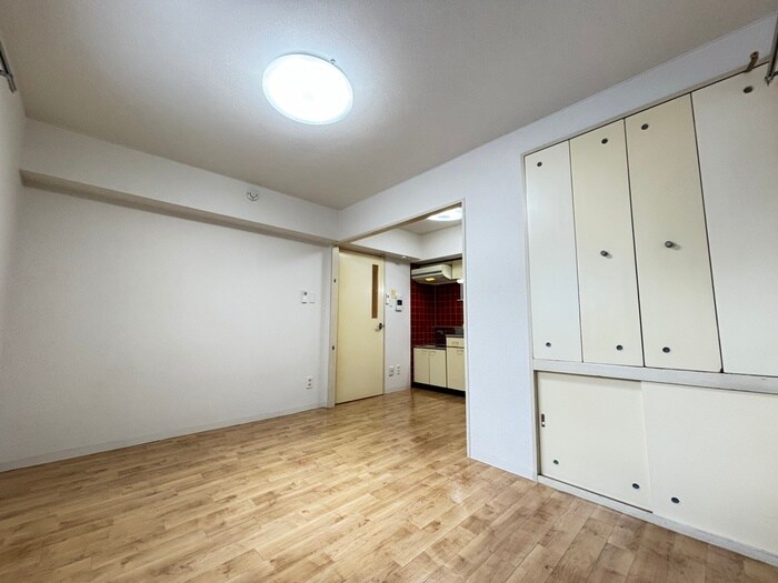 物件内観写真10　(居室)