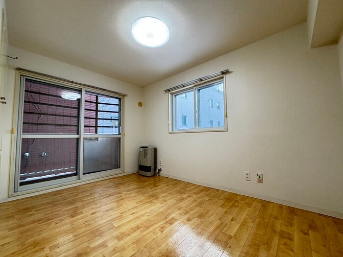 物件内観写真11　(居室)