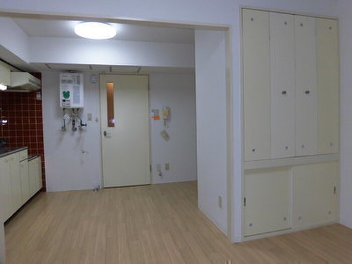 物件内観写真11　(居室)