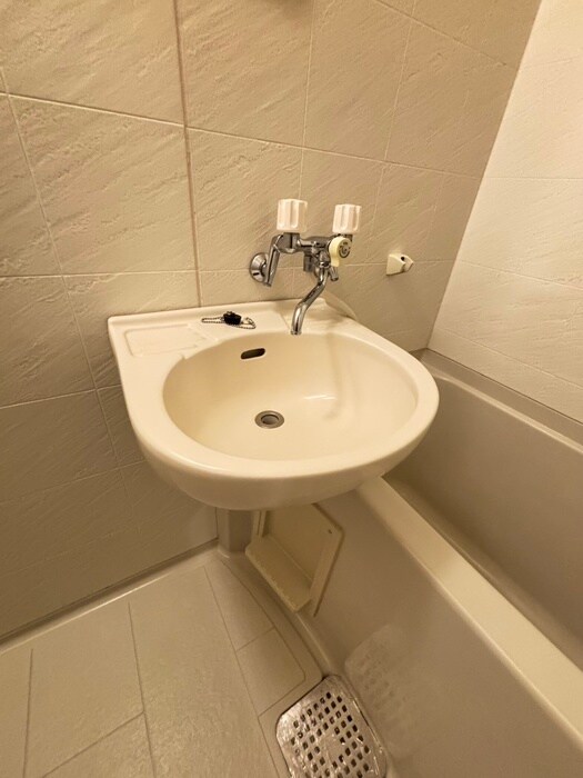 物件内観写真15　(洗面)