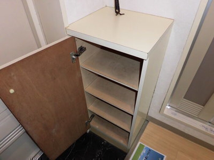 物件内観写真19　(靴箱)