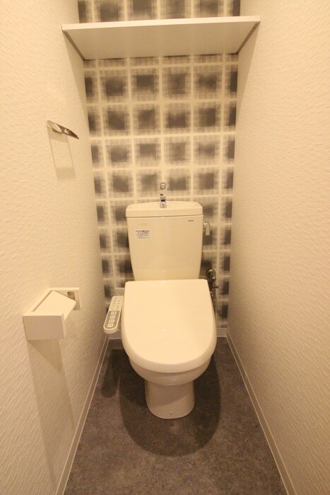 物件内観写真13　(トイレ)