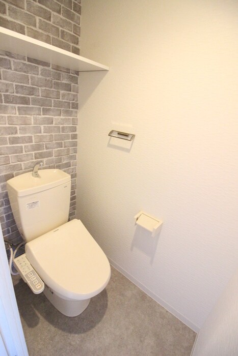 物件内観写真14　(トイレ)