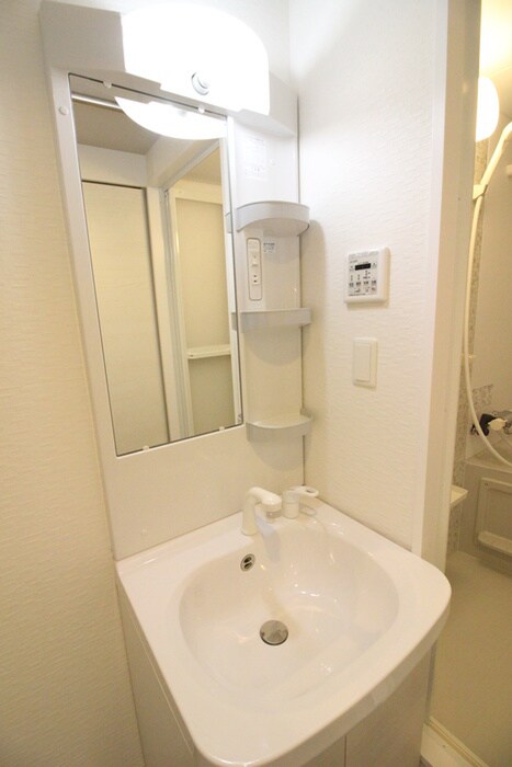 物件内観写真15　(洗面)