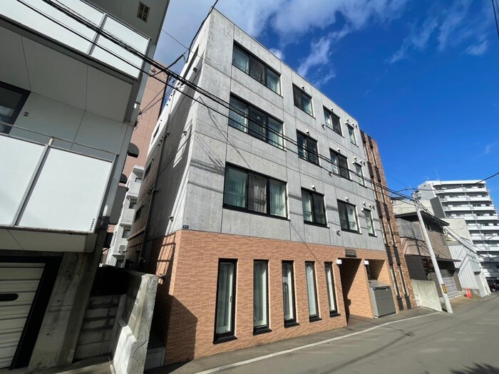 シティプレミア宮の森の物件外観写真