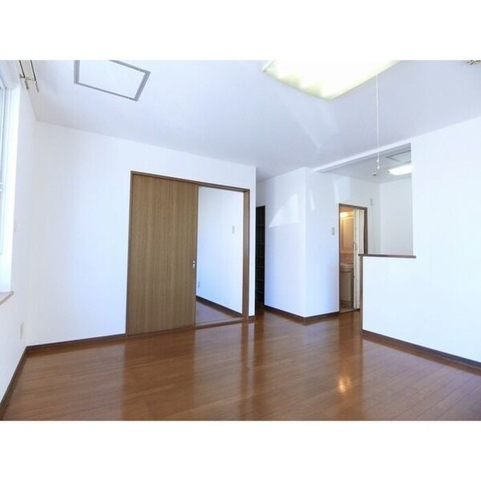 物件内観写真10　(居室)