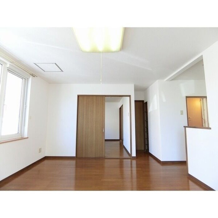 物件内観写真11　(居室)