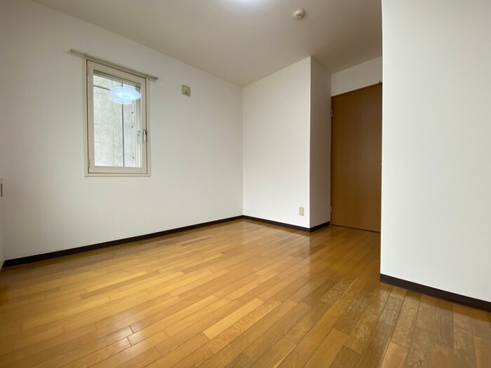 物件内観写真11　(居室)