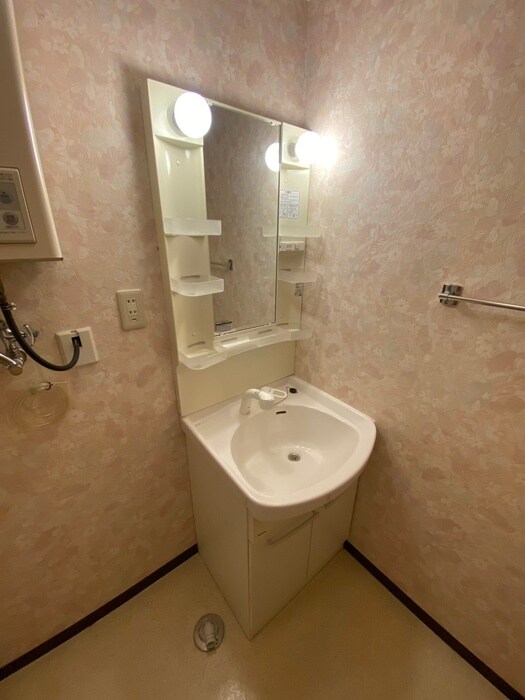 物件内観写真17　(洗面)