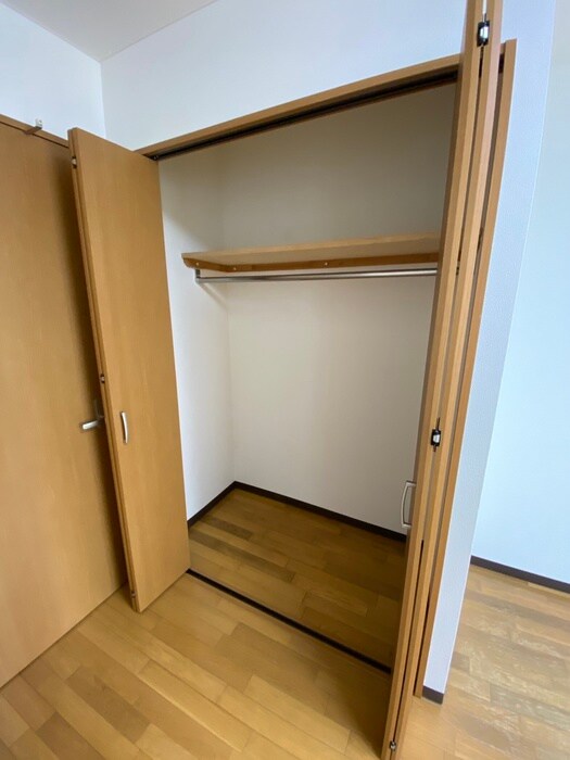 物件内観写真18　(収納)