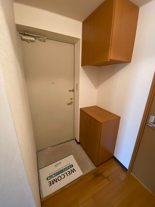 物件内観写真19　(玄関)